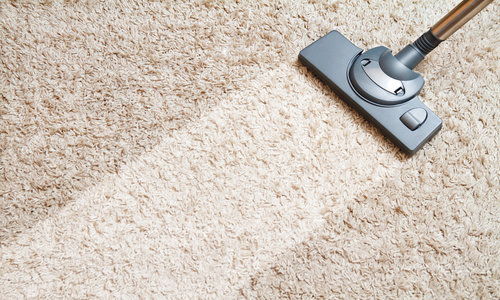 Cleaning carpet